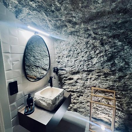 Cueva Luxe Las Calcetas Setenil De Las Bodegas Exteriör bild